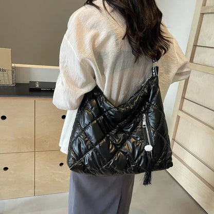 Quilted Nylon Travel Bag for Easy Adventures