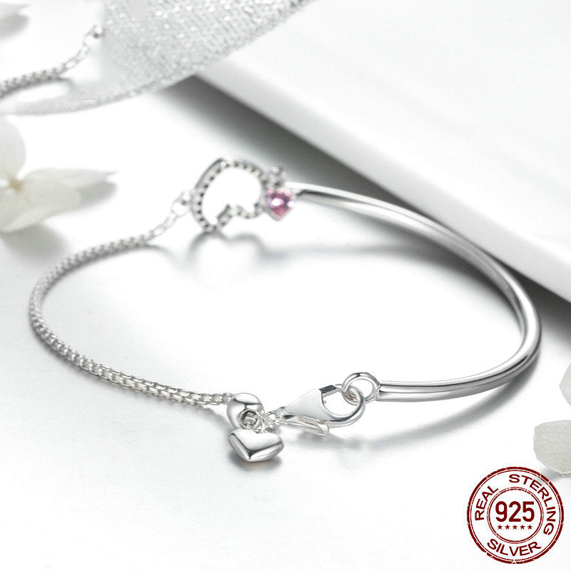 S925 Silver Bracelet -  Elegant Heart Shaped Design