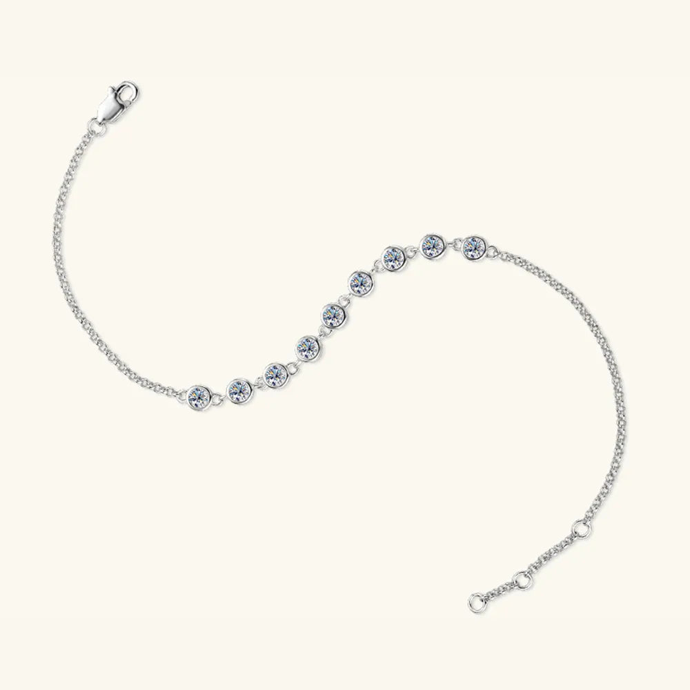 S925 Silver Bracelet - Inlaid Moissanite Elegance