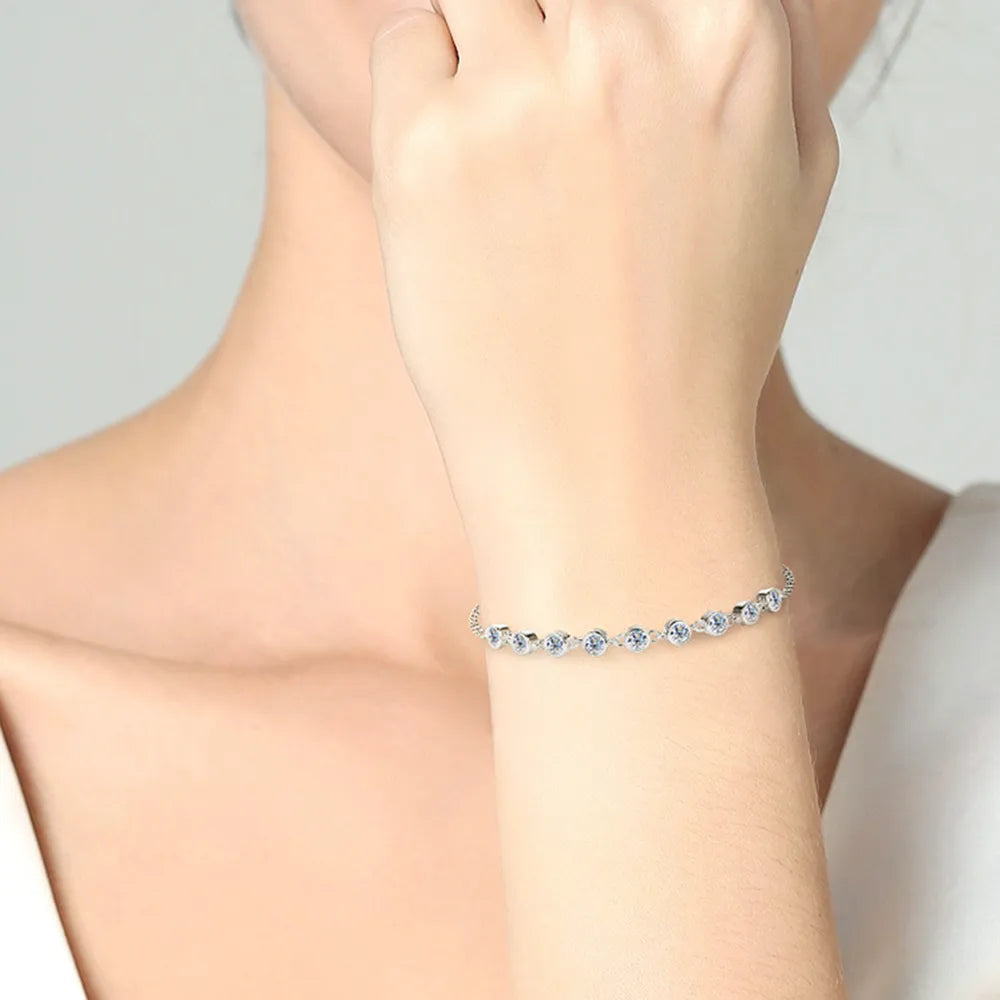 S925 Silver Bracelet - Inlaid Moissanite Elegance