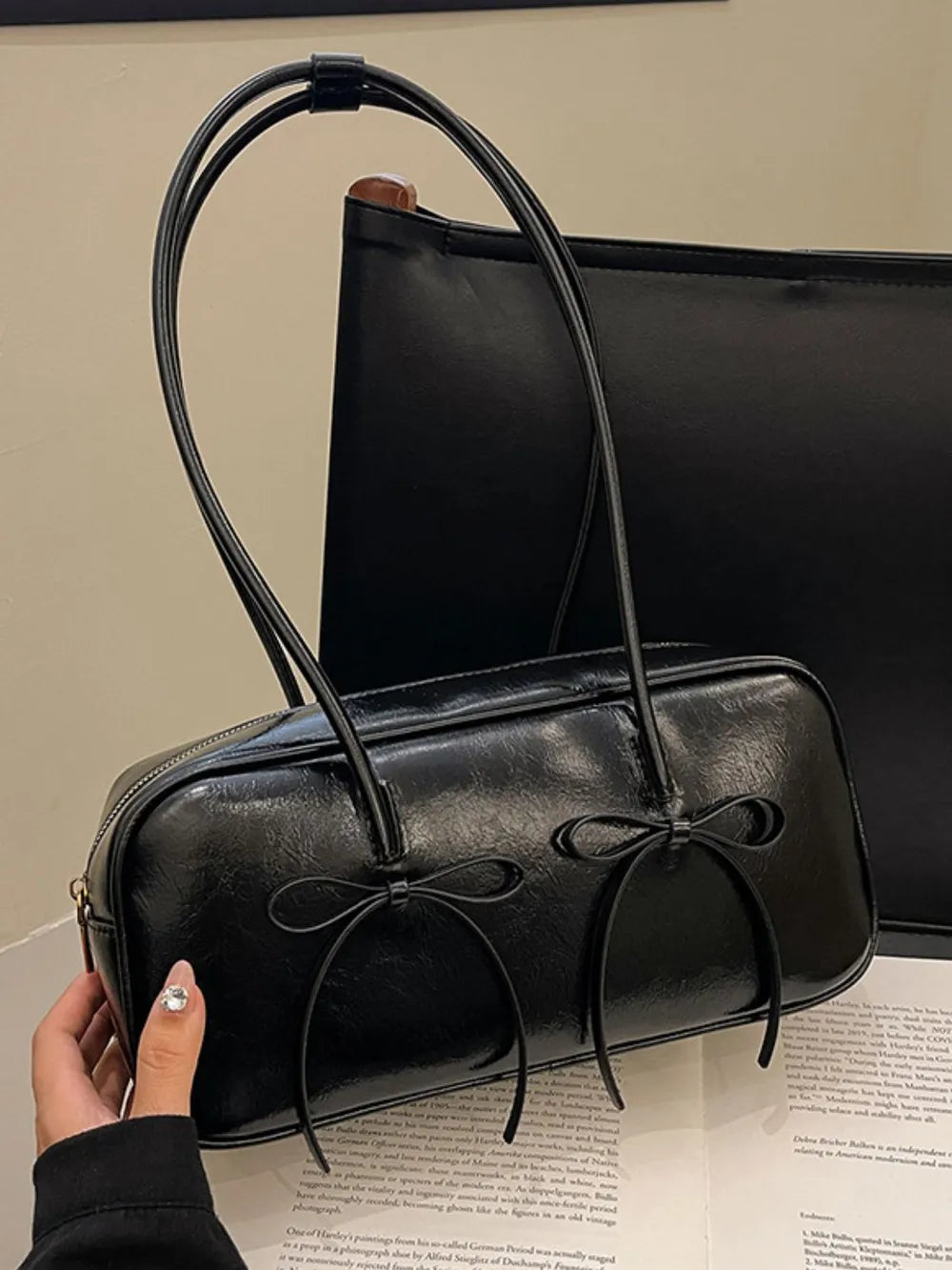 Chic PU Leather Bow Trim Shoulder Bag