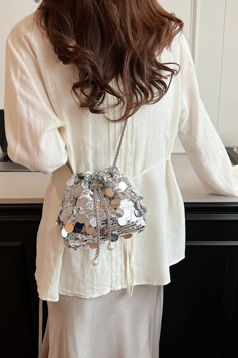 Sequin Drawstring Crossbody Bag for Style