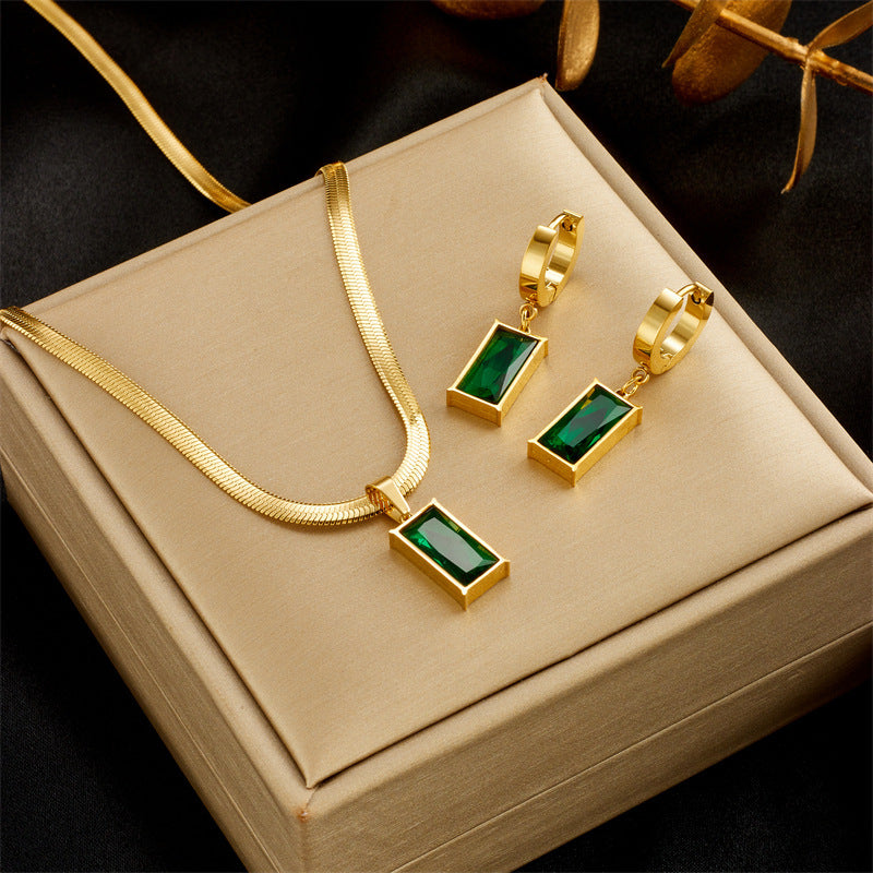 Titanium Necklace - Luxury Emerald Pendant