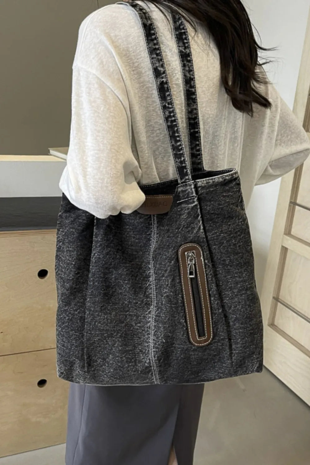 Stylish Medium Denim Tote for Everyday Use