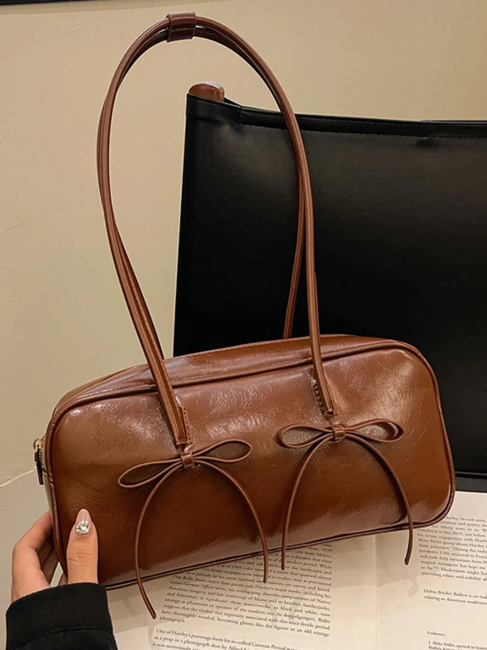 Chic PU Leather Bow Trim Shoulder Bag